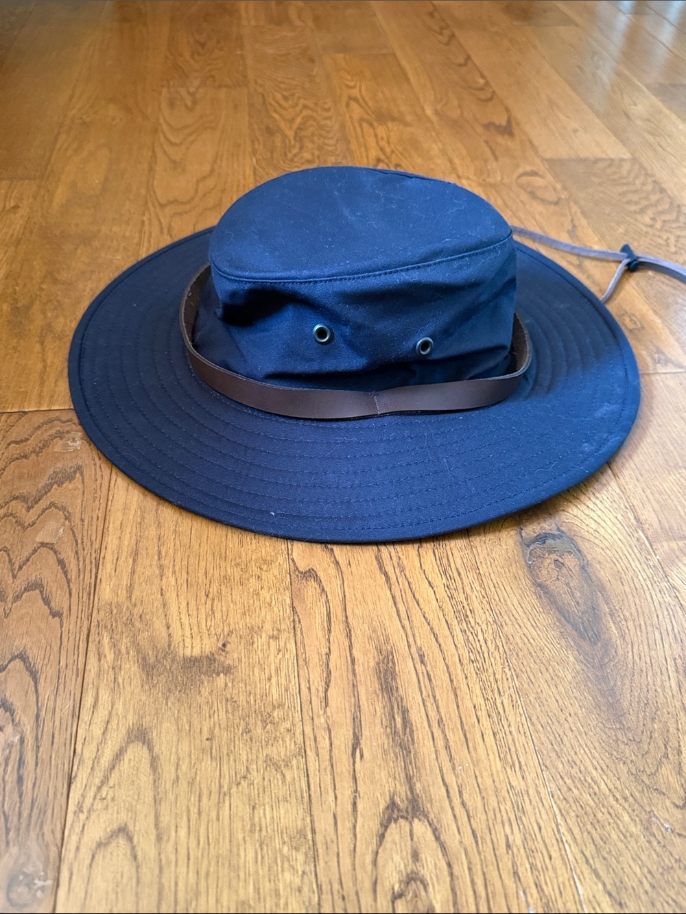 Tilley Wide-Brim Outdoor Sun Hat with Brown Band